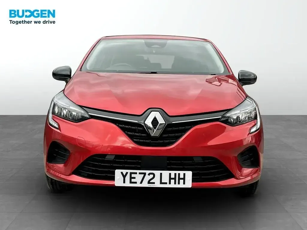 Usado Renault Clio V Evolution 145 HP (106 kW) 2022 Vermelho Citadino