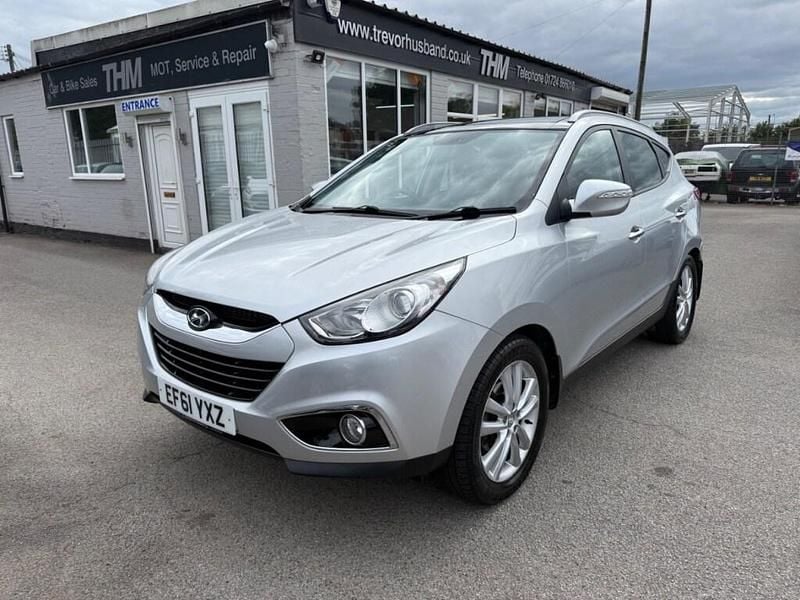 Used Hyundai ix35 Premium 134 HP (98 kW) 2012 Silver SUV