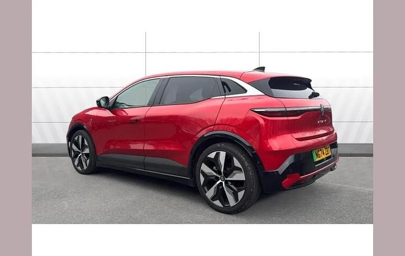 Used Renault Megane E-Tech Komfort 160 kW (218 HP) 2024 Red Hatchback