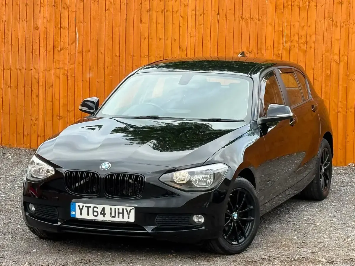 Used BMW 118 Sport Line 2014 Black Hatchback