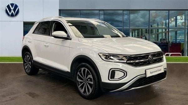 White Used 2022 VW T-Roc Style SUV | £19,609 (Fair price) - Image 1/4