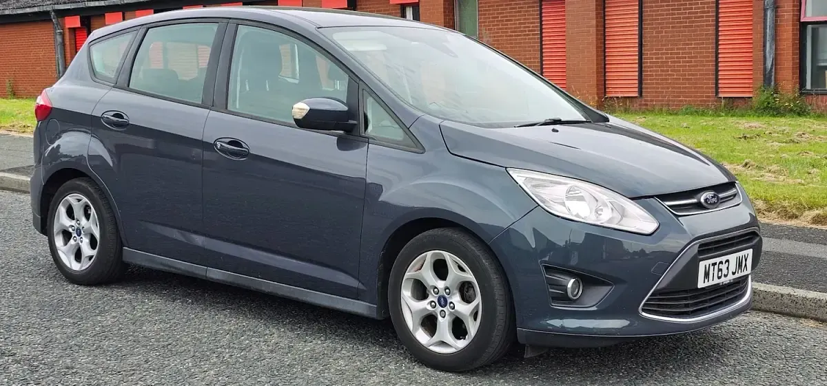 Used Ford C-MAX Zetec 2013 Blue MPV
