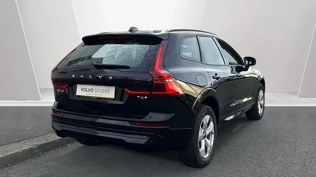 New Volvo XC60 Core 2025 Black SUV