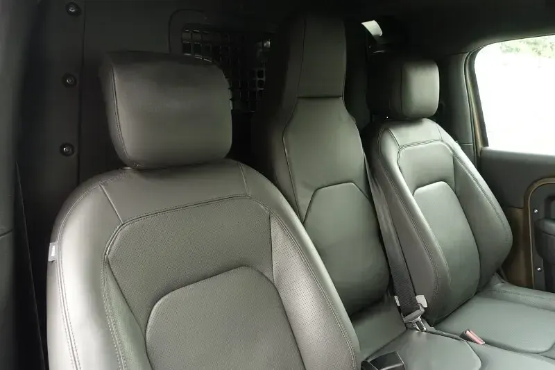 Used Land Rover Defender HSE Dynamic 2025 Brown SUV