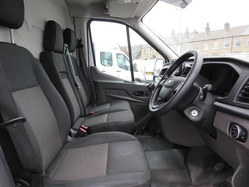 Begagnad Ford Transit 130 HK (95 kW) 2022 Vit Van
