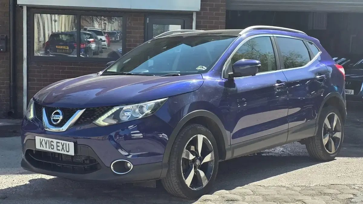 Used Nissan Qashqai N-TEC 130 HP (95 kW) 2016 Blue SUV