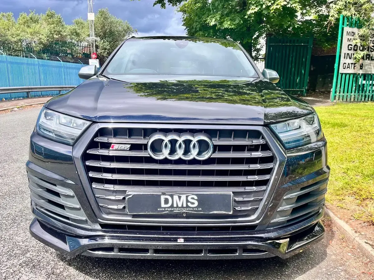 Used Audi SQ7 Advanced 435 HP (319 kW) 2017 Black SUV