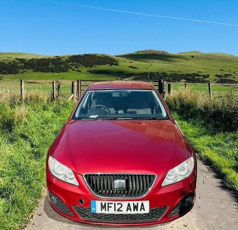 Red Used 2012 Seat Exeo Sedan | £2,486 (Fair price) - Image 1/4