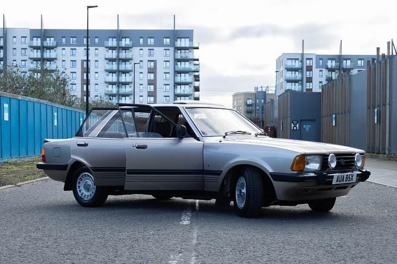 Used Ford Cortina 1982 Gold Sedan