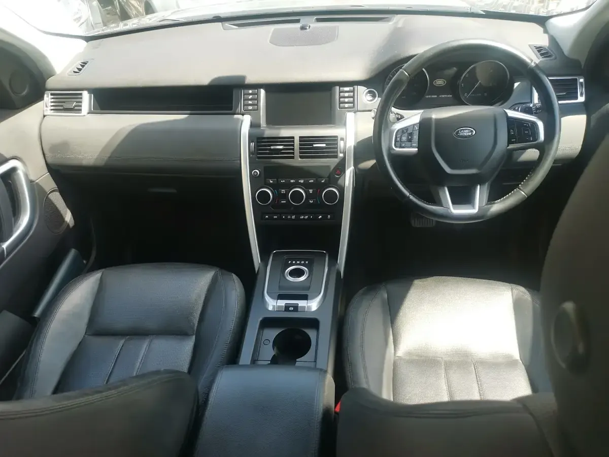 Used Land Rover Discovery 4 SE 178 HP (130 kW) 2016 Grey SUV