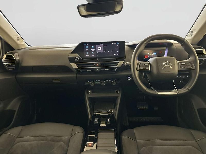 Used Citroën e-C4 Shine 100 kW (136 HP) 2024 Grey SUV