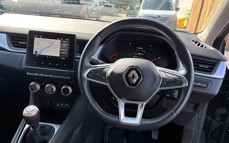 Used Renault Captur Evolution 91 HP (66 kW) 2022 Black SUV