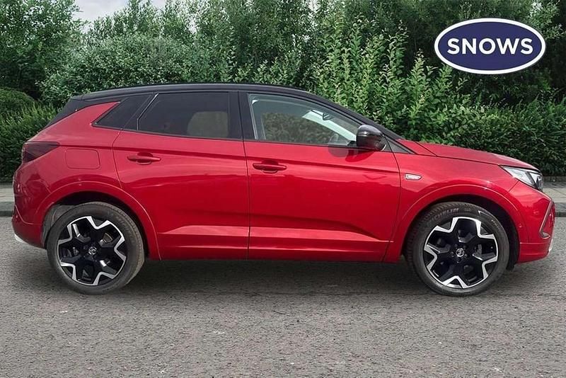 Used Vauxhall Grandland X Ultimate 130 HP (95 kW) 2022 Red SUV