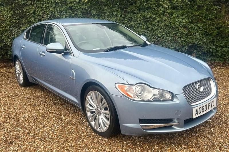 Used Jaguar XF Premium Luxury 240 HP (176 kW) 2010 Blue Sedan