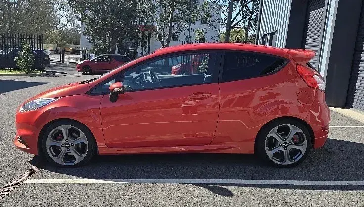 Used Ford Fiesta ST 2015 Orange Hatchback