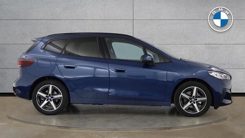 Used BMW 225 Active Tourer Sport Line 242 HP (177 kW) 2025 Blue MPV