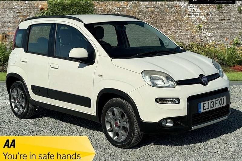 Usado Fiat Panda 4x4 85 HP (62 kW) 2013 Branco Citadino