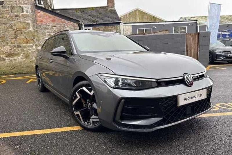 Used VW Passat 150 HP (110 kW) 2025 Estate
