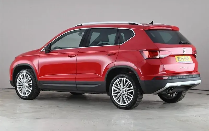 Used Seat Ateca XCELLENCE 150 HP (110 kW) 2019 Red SUV