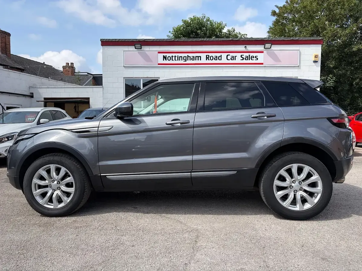 Used Land Rover Range Rover evoque SE 150 HP (110 kW) 2016 Grey Estate