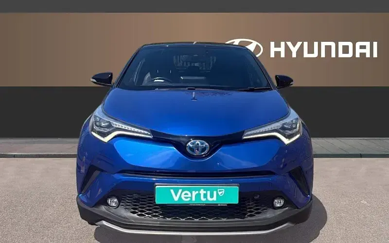 Used Toyota C-HR 122 HP (89 kW) 2018 Blue SUV