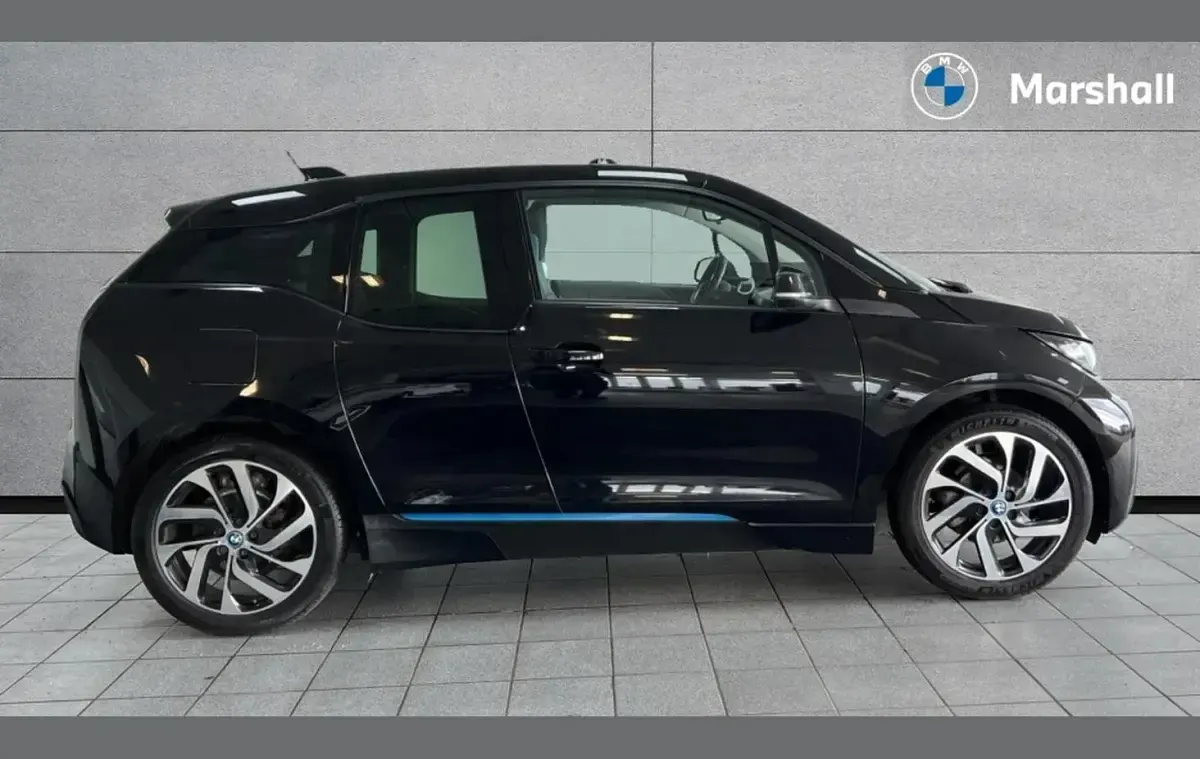 Usado BMW i3 125 kW (170 CV) 2017 Negro Utilitario
