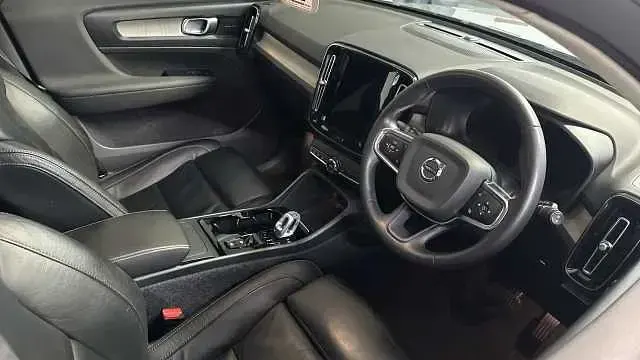 Used Volvo XC40 Ultimate 194 HP (142 kW) 2023 SUV