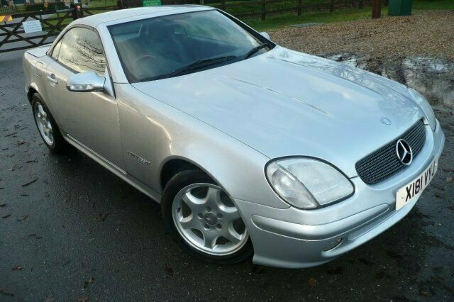Used 2001 Mercedes SLK230 Cabriolet | £3,595 (Expensive) - Image 1/3