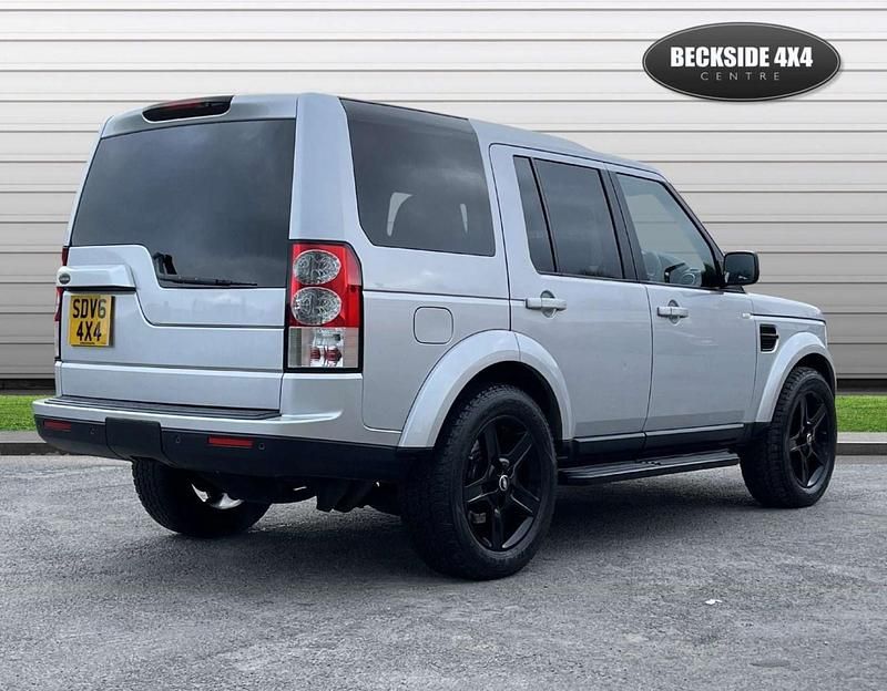 Used Land Rover Discovery 4 255 HP (187 kW) 2012 Silver SUV