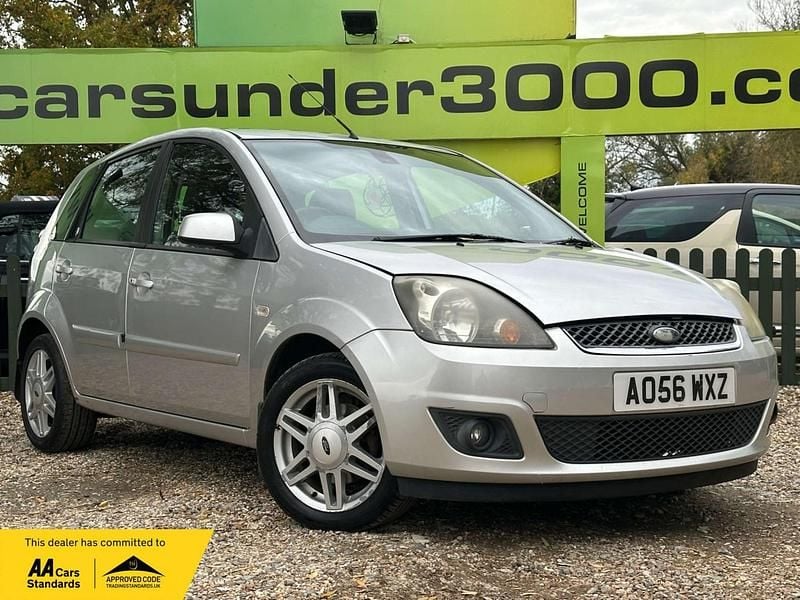 Used Ford Fiesta Ghia 2006 Silver Hatchback