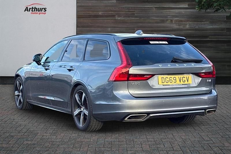 Used Volvo V90 R-Design 187 HP (137 kW) 2019 Grey Estate