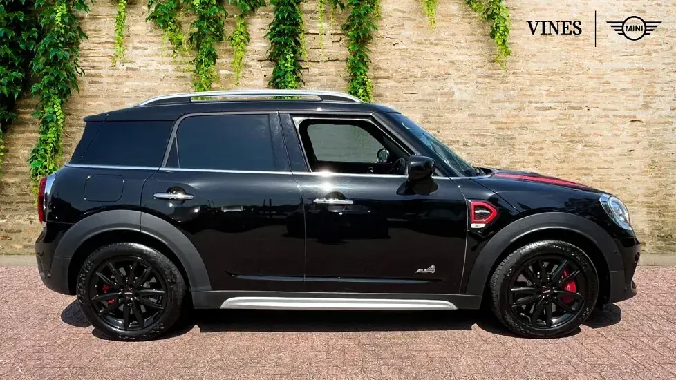Used Mini John Cooper Works Countryman 306 HP (225 kW) 2020 Black SUV