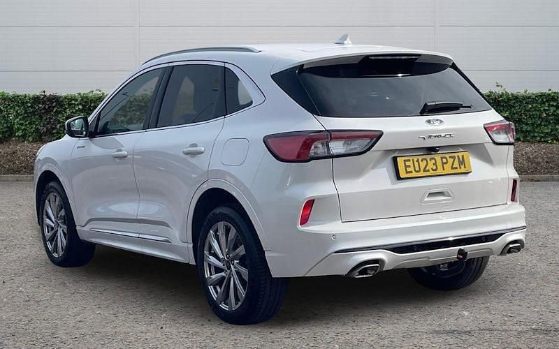 Usado Ford Kuga Vignale 190 HP (139 kW) 2023 SUV