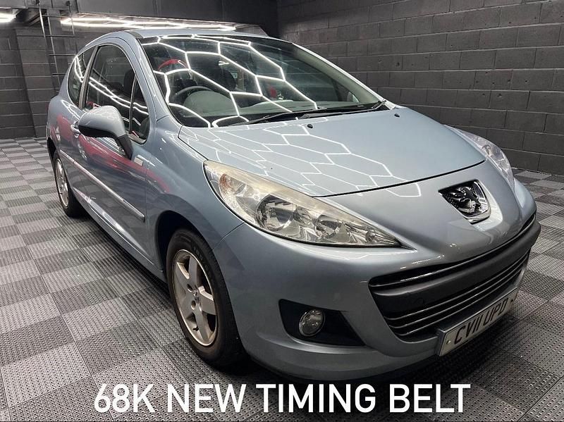 Begagnad Peugeot 207 2011 Blå Halvkombi