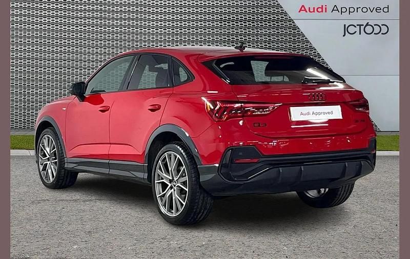 Used Audi Q3 Black Edition 150 HP (110 kW) 2025 Red SUV