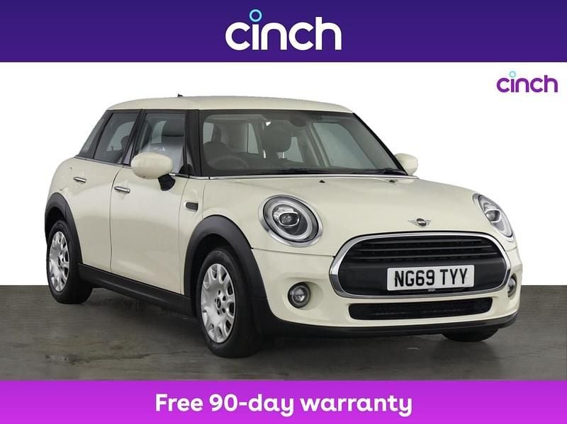 White Used 2019 Mini ONE Comfort Hatchback | £13,149 (A bit pricey) - Image 1/3