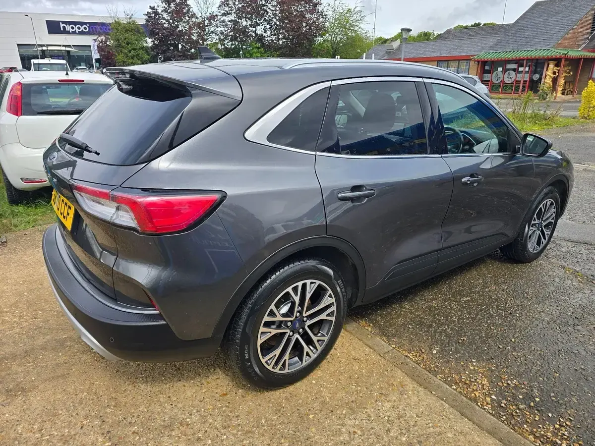 Used Ford Kuga Titanium 120 HP (88 kW) 2020 Grey SUV