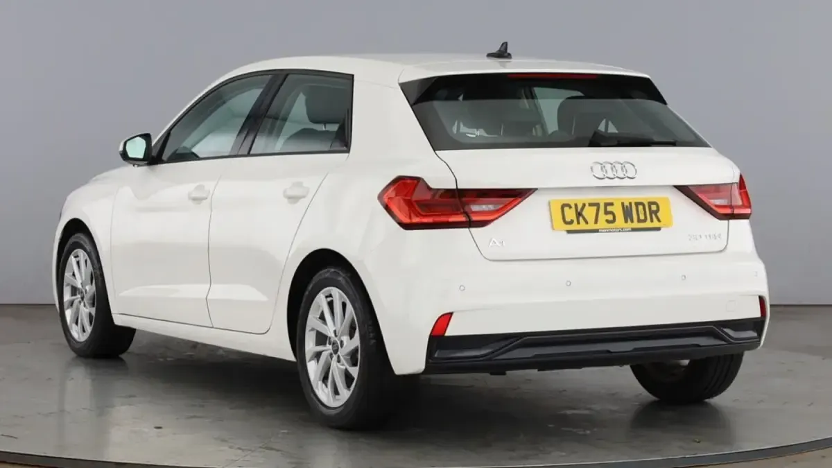 Used Audi A1 Sportback Sport 116 HP (85 kW) 2025 White Hatchback