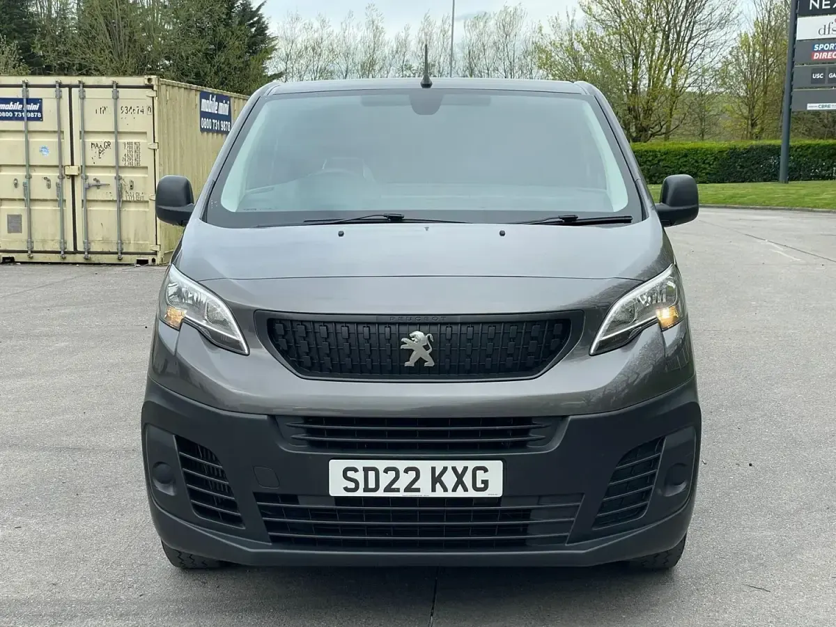 Second-hand Peugeot Expert Premium 2022 Gri Van