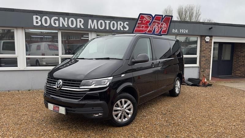 Used VW Transporter Highline 150 HP (110 kW) 2024 Black Van
