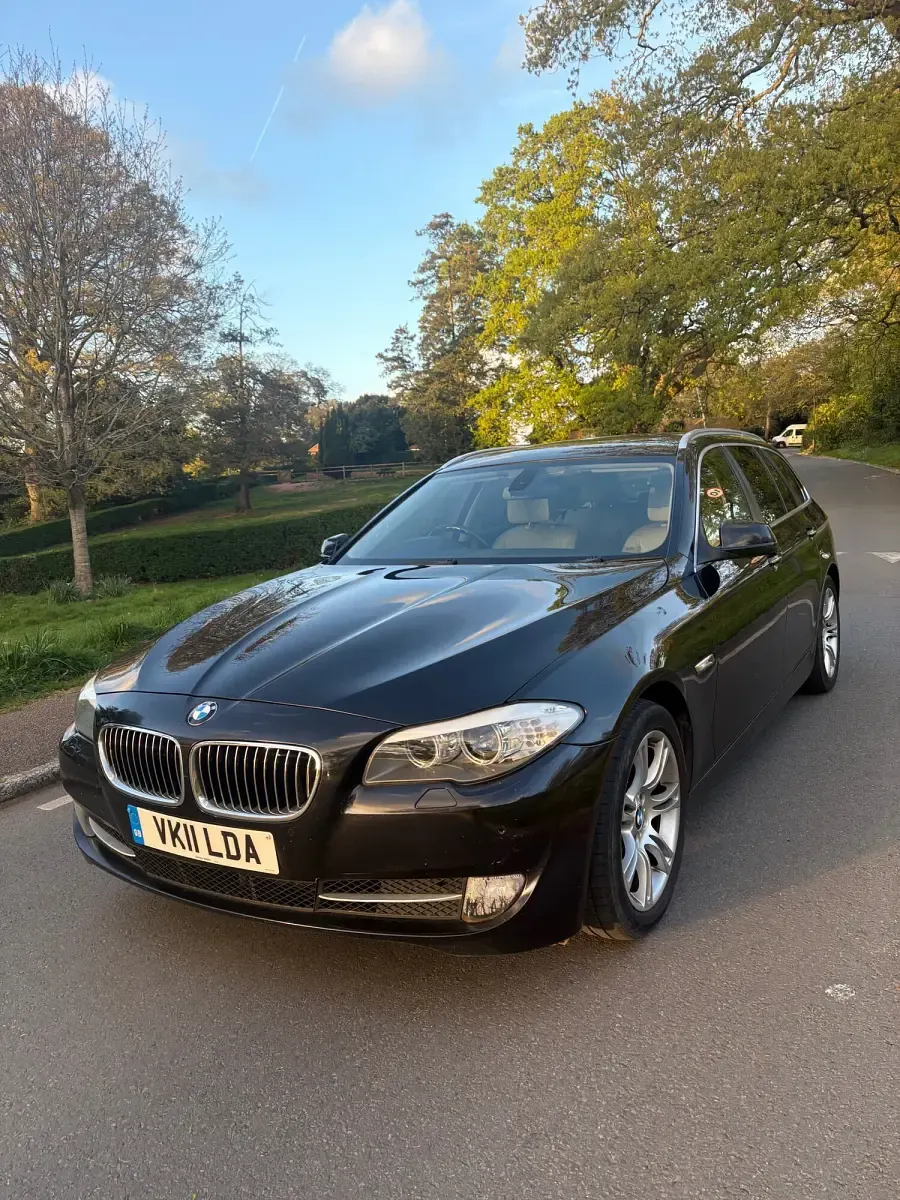 Used BMW 523 201 HP (147 kW) 2011 Black Sedan