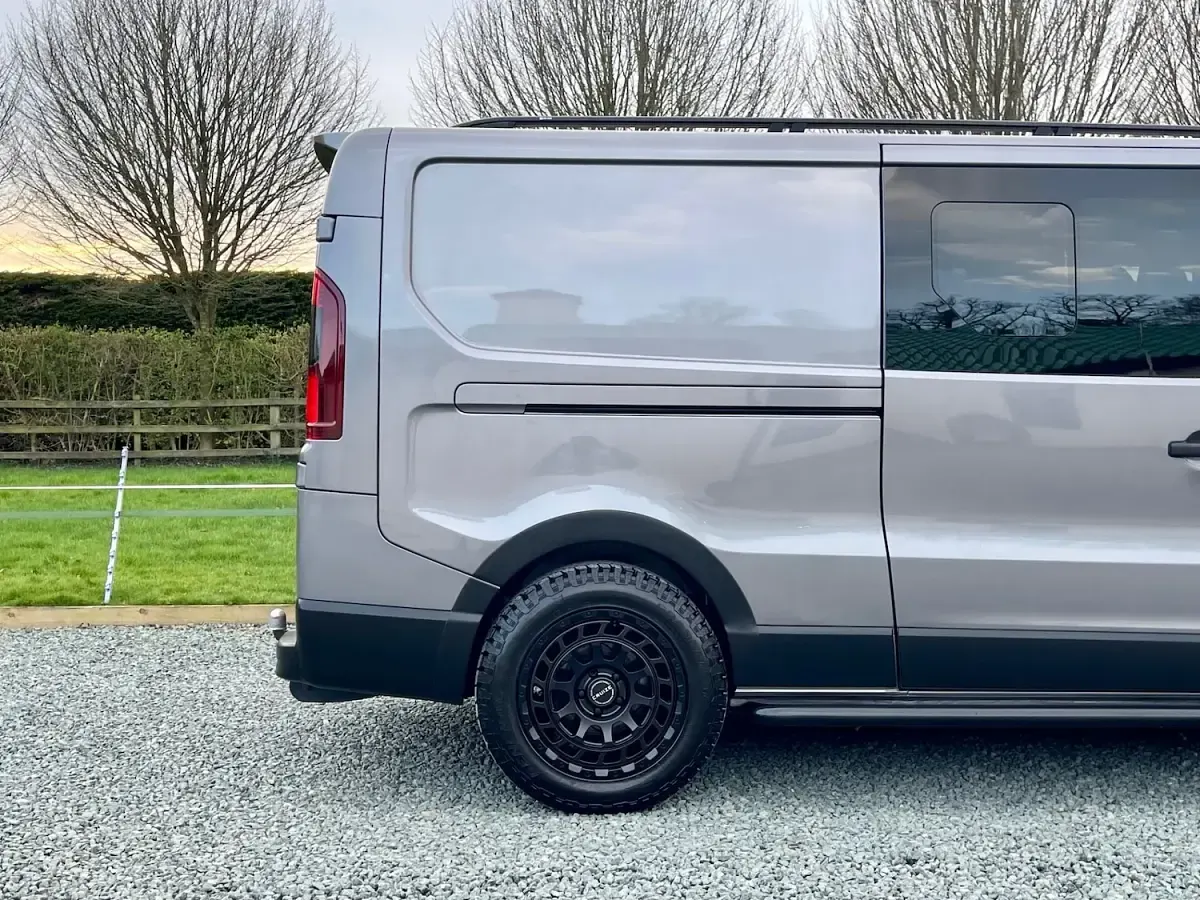 Used Renault Trafic 2018 Grey MPV