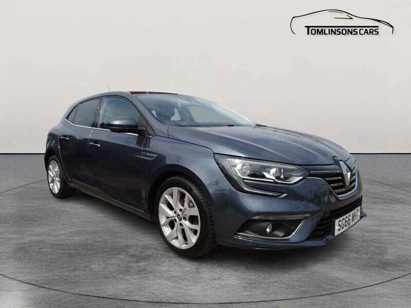Grey Used 2016 Renault Mégane III Dynamique Hatchback | £6,895 (Expensive) - Image 1/4