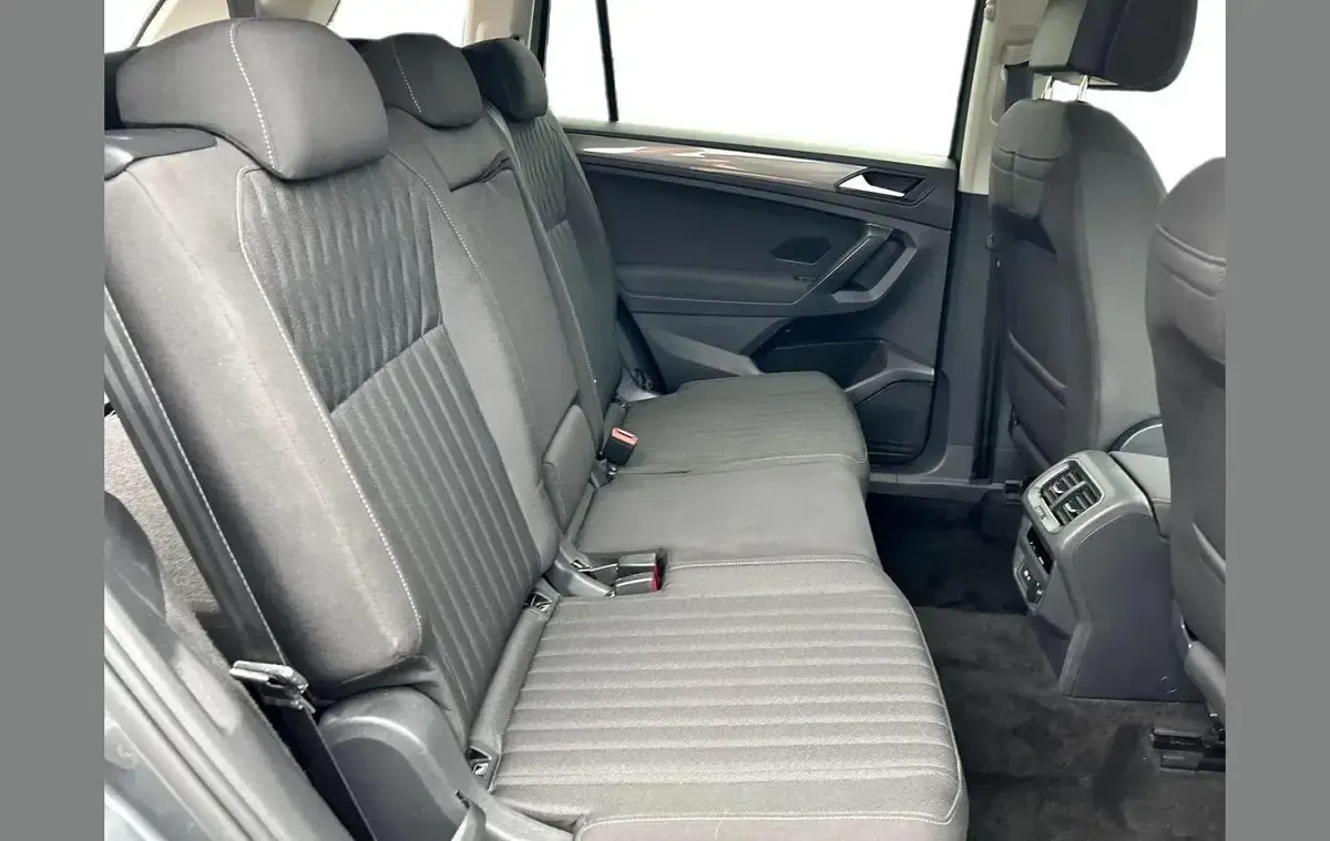 Used VW Tiguan Allspace Life 150 HP (110 kW) 2023 Grey SUV