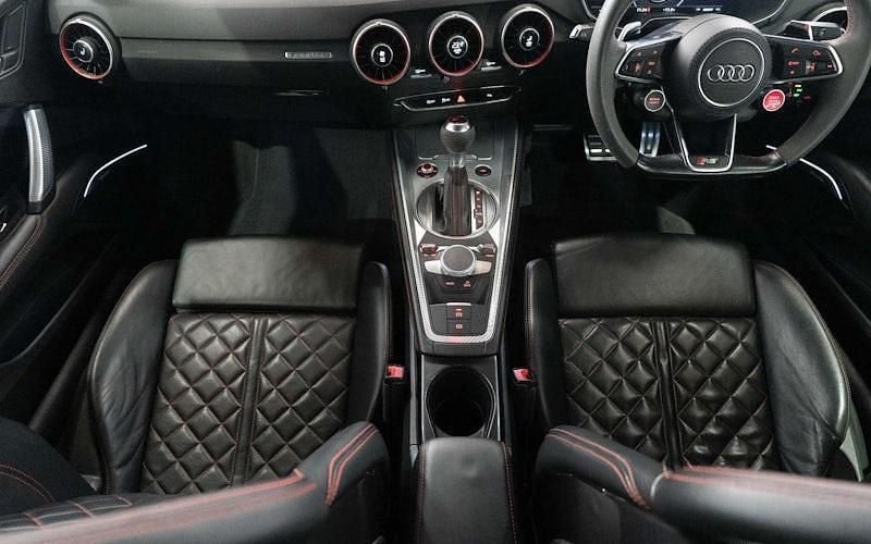 Used Audi TT RS Business 480 HP (353 kW) 2018 White Coupe