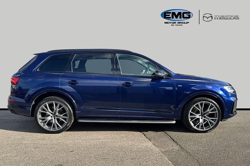 Used Audi Q7 Comfort 286 HP (210 kW) 2021 Blue SUV