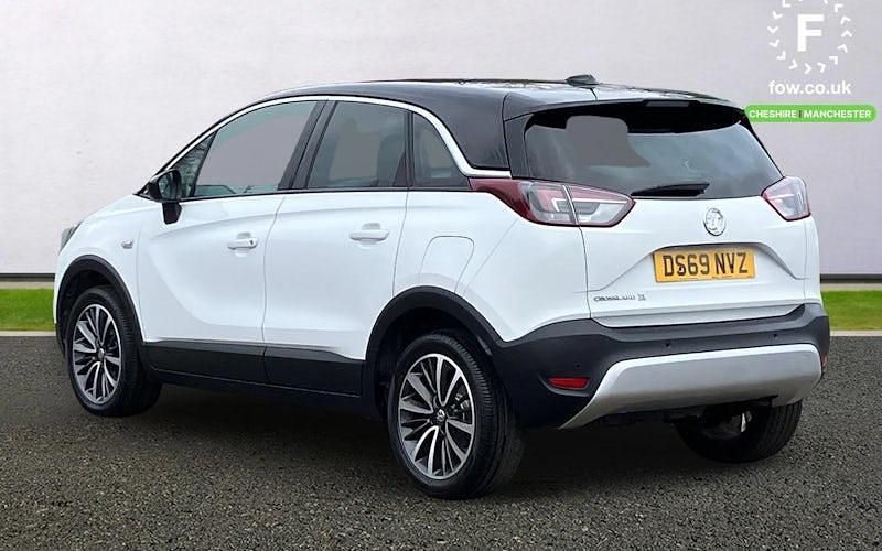 Used Vauxhall Crossland X Elite 102 HP (75 kW) 2019 White SUV