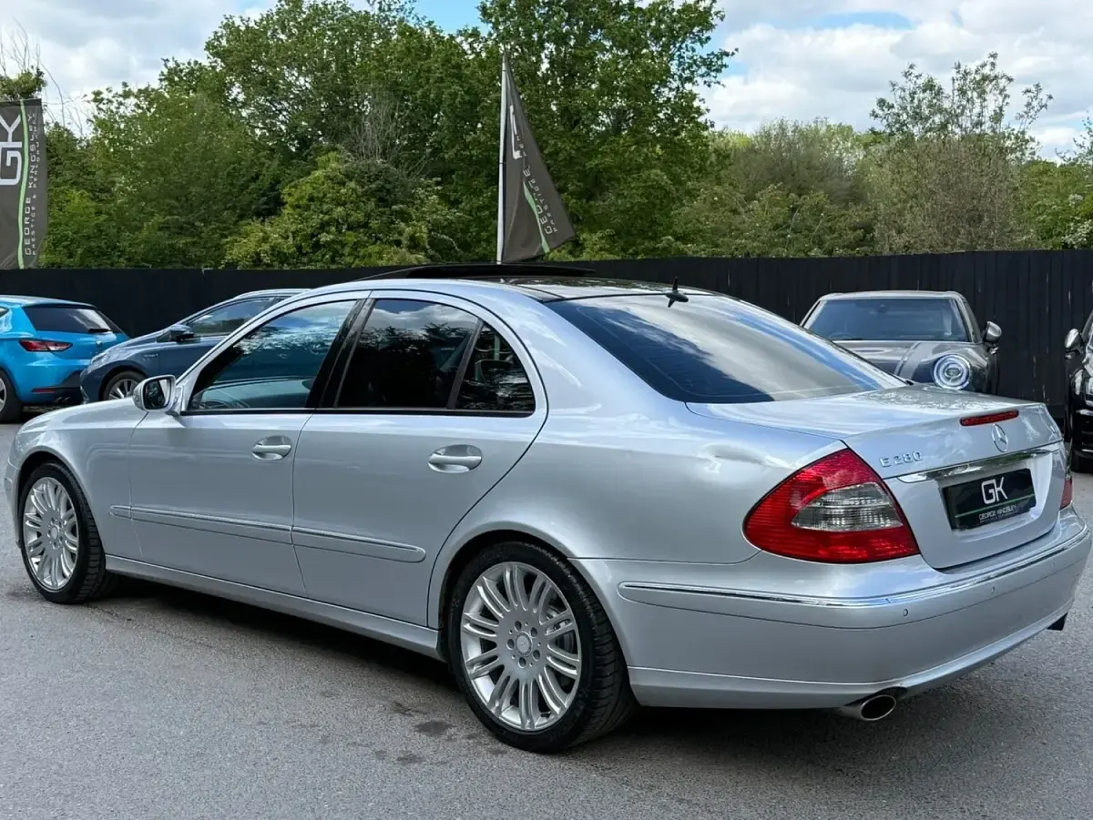 Used Mercedes E280 2008 Silver Sedan