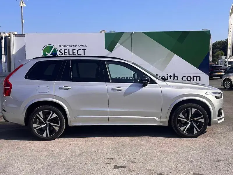 Used Volvo XC90 R-Design 232 HP (170 kW) 2019 Silver SUV