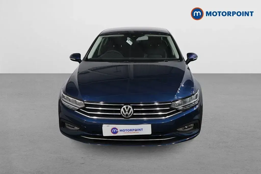 Begagnad VW Passat SEL 120 HK (88 kW) 2019 Blå Sedan